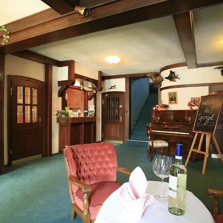 路特斯餐厅酒店 酒店