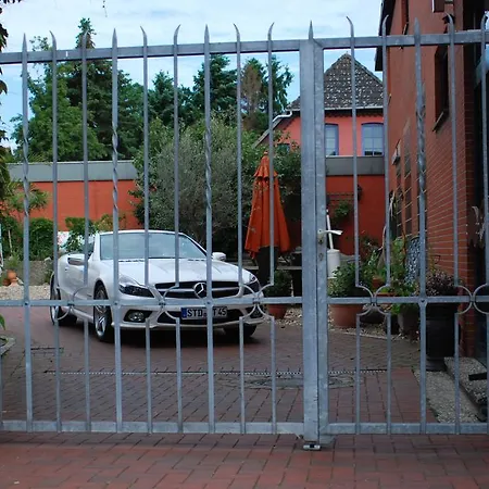 Rueter's & Restaurant Отель 3*